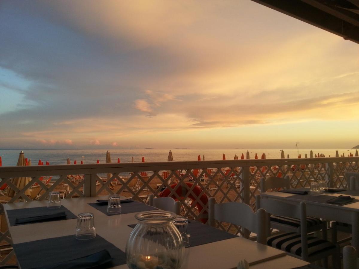 Torre Del Sole Hotel Terracina Exterior photo