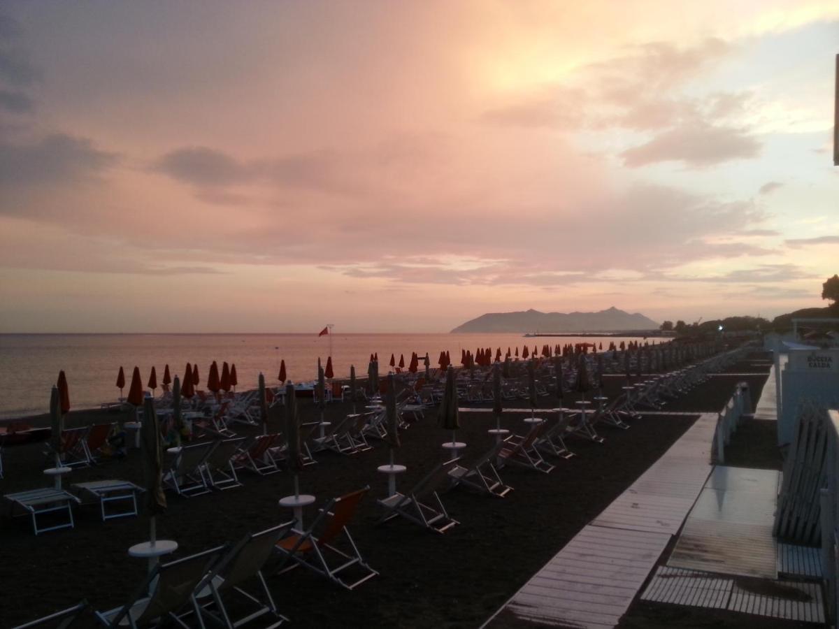 Torre Del Sole Hotel Terracina Exterior photo